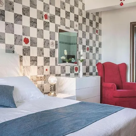 别墅 Sleeps 6 Pool Air Con Wifi *