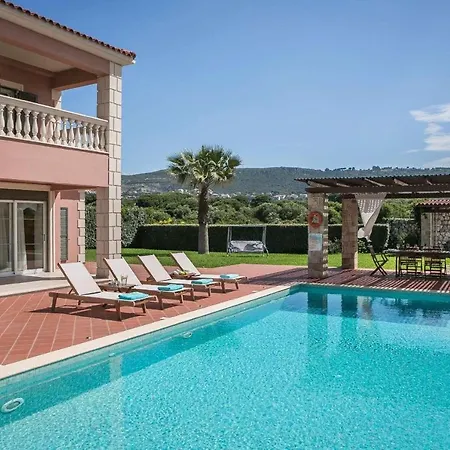 别墅 Sleeps 6 Pool Air Con Wifi